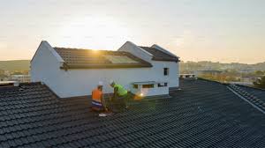 Best Roof Leak Repair  in Lakemore, OH